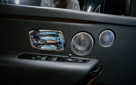 Rolls-Royce Cullinan, 2023 год, 59 500 000 рублей, 29 фотография