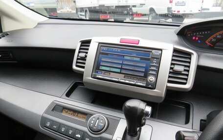 Honda Freed I, 2010 год, 1 095 000 рублей, 14 фотография