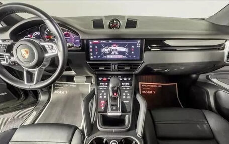 Porsche Cayenne III, 2022 год, 7 200 000 рублей, 9 фотография