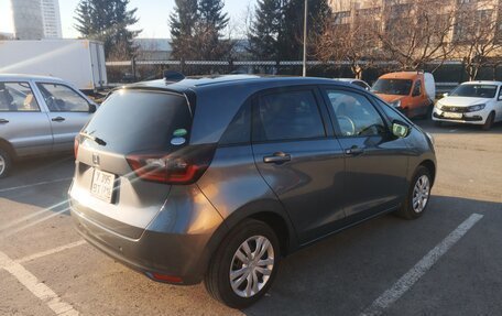 Honda Fit, 2020 год, 1 390 000 рублей, 3 фотография