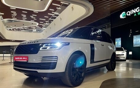 Land Rover Range Rover IV рестайлинг, 2018 год, 6 299 000 рублей, 2 фотография