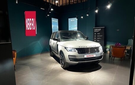 Land Rover Range Rover IV рестайлинг, 2018 год, 6 299 000 рублей, 3 фотография