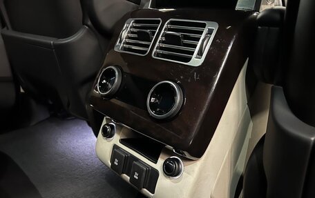 Land Rover Range Rover IV рестайлинг, 2018 год, 6 299 000 рублей, 11 фотография