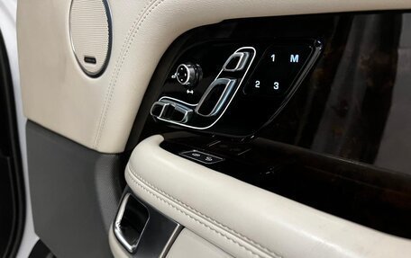 Land Rover Range Rover IV рестайлинг, 2018 год, 6 299 000 рублей, 12 фотография