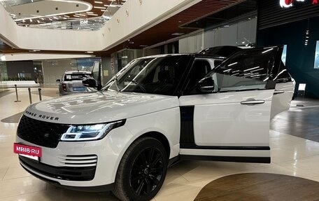 Land Rover Range Rover IV рестайлинг, 2018 год, 6 299 000 рублей, 7 фотография
