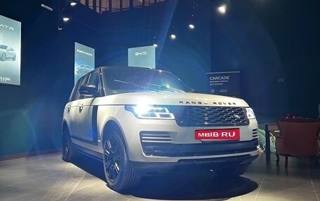 Land Rover Range Rover IV рестайлинг, 2018 год, 6 299 000 рублей, 25 фотография