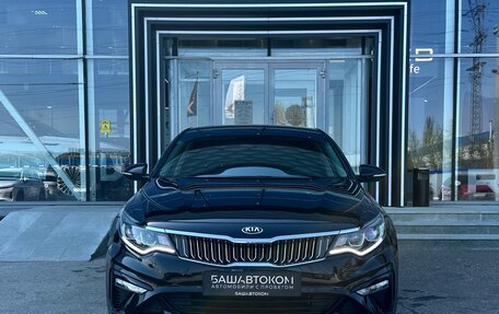 KIA Optima IV, 2018 год, 1 980 000 рублей, 2 фотография