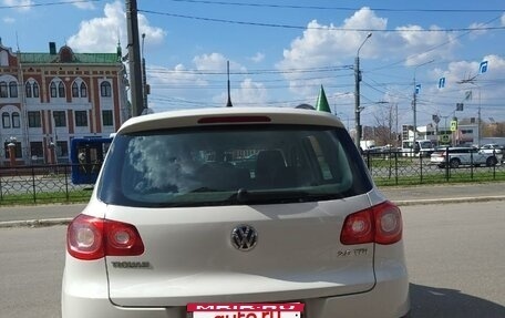Volkswagen Tiguan I, 2010 год, 1 300 000 рублей, 3 фотография