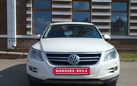 Volkswagen Tiguan I, 2010 год, 1 300 000 рублей, 2 фотография