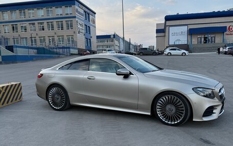 Mercedes-Benz E-Класс, 2020 год, 6 000 000 рублей, 2 фотография
