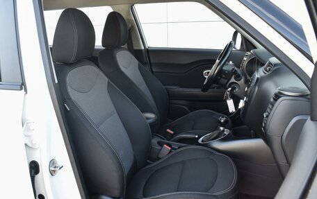 KIA Soul II рестайлинг, 2018 год, 1 790 000 рублей, 8 фотография
