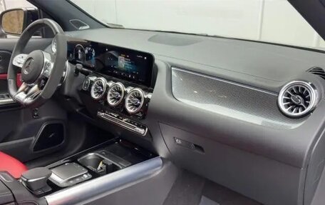 Mercedes-Benz GLA AMG, 2022 год, 4 600 000 рублей, 13 фотография