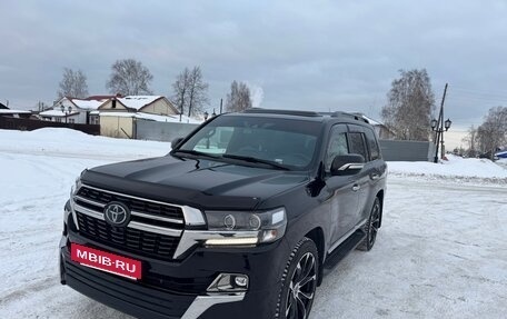 Toyota Land Cruiser 200, 2020 год, 9 150 000 рублей, 4 фотография