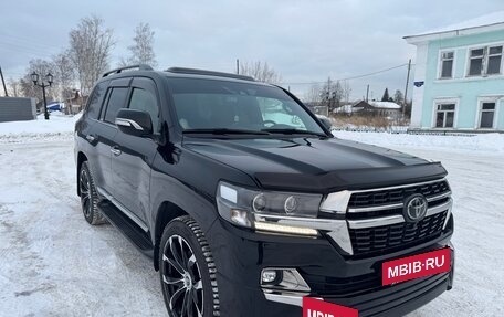 Toyota Land Cruiser 200, 2020 год, 9 150 000 рублей, 7 фотография