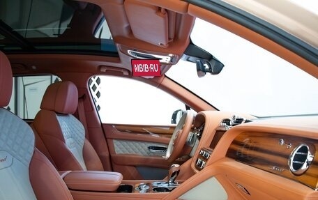 Bentley Bentayga I, 2021 год, 27 387 000 рублей, 8 фотография
