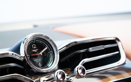 Bentley Bentayga I, 2021 год, 27 387 000 рублей, 27 фотография