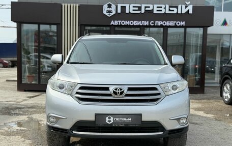 Toyota Highlander III, 2012 год, 2 480 000 рублей, 3 фотография