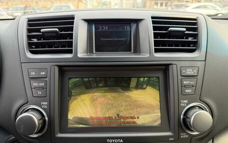 Toyota Highlander III, 2012 год, 2 480 000 рублей, 21 фотография