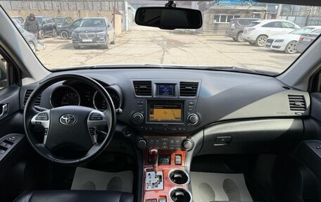 Toyota Highlander III, 2012 год, 2 480 000 рублей, 17 фотография