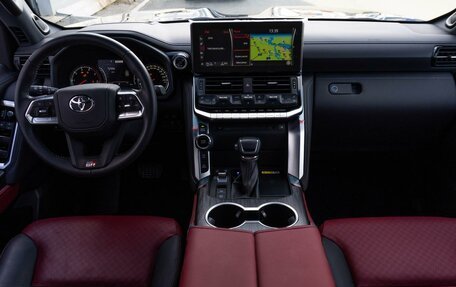 Toyota Land Cruiser, 2022 год, 12 395 000 рублей, 6 фотография