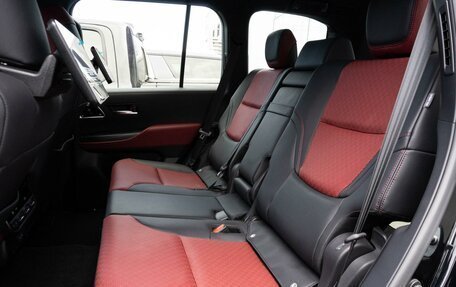 Toyota Land Cruiser, 2022 год, 12 395 000 рублей, 9 фотография