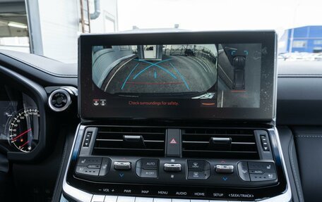 Toyota Land Cruiser, 2022 год, 12 395 000 рублей, 27 фотография