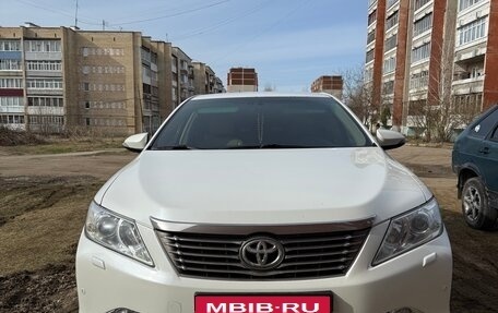 Toyota Camry, 2013 год, 2 000 000 рублей, 1 фотография