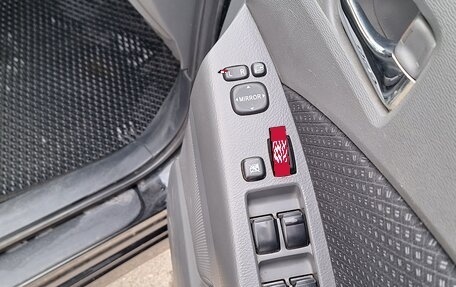 Toyota ISis I, 2010 год, 1 300 000 рублей, 16 фотография
