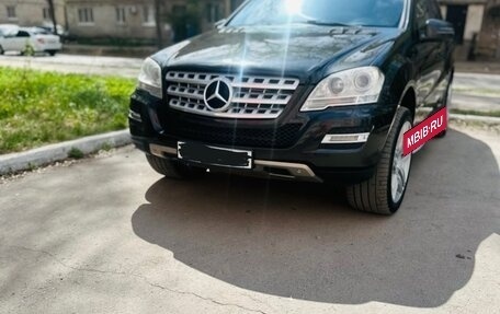 Mercedes-Benz M-Класс, 2010 год, 1 930 000 рублей, 4 фотография