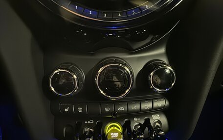 MINI Countryman II (F60), 2021 год, 2 100 000 рублей, 11 фотография