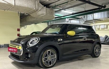 MINI Countryman II (F60), 2021 год, 2 100 000 рублей, 3 фотография
