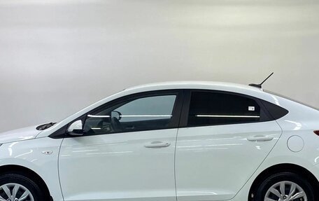 Hyundai Solaris II рестайлинг, 2019 год, 1 350 000 рублей, 4 фотография