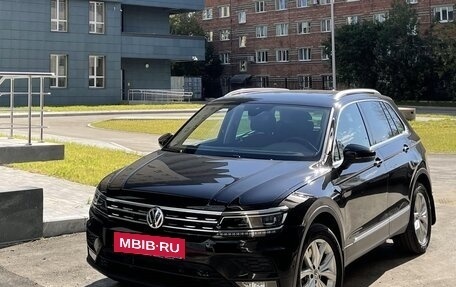 Volkswagen Tiguan II, 2020 год, 3 300 000 рублей, 3 фотография