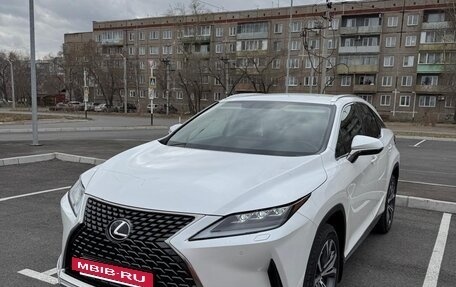 Lexus RX IV рестайлинг, 2021 год, 6 250 000 рублей, 3 фотография