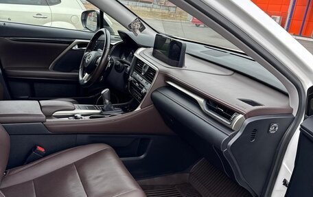 Lexus RX IV рестайлинг, 2021 год, 6 250 000 рублей, 14 фотография