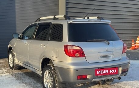 Mitsubishi Outlander III рестайлинг 3, 2007 год, 500 000 рублей, 7 фотография