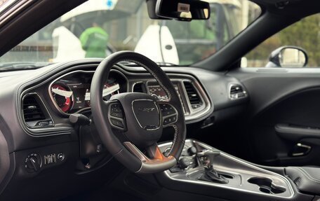 Dodge Challenger III рестайлинг 2, 2022 год, 15 850 000 рублей, 12 фотография
