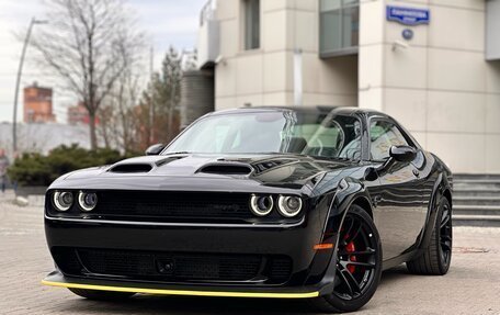 Dodge Challenger III рестайлинг 2, 2022 год, 15 850 000 рублей, 29 фотография