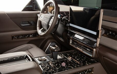 GMC Hummer EV, 2023 год, 22 098 000 рублей, 13 фотография