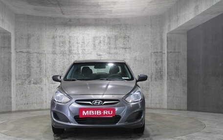 Hyundai Solaris II рестайлинг, 2011 год, 729 000 рублей, 2 фотография