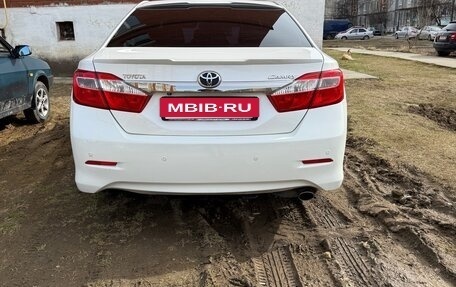 Toyota Camry, 2013 год, 2 000 000 рублей, 4 фотография