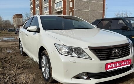 Toyota Camry, 2013 год, 2 000 000 рублей, 3 фотография