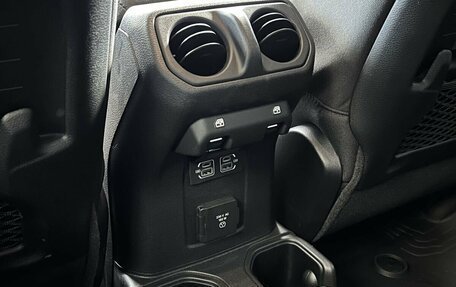 Jeep Wrangler, 2022 год, 7 500 000 рублей, 30 фотография