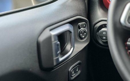 Jeep Wrangler, 2022 год, 7 500 000 рублей, 31 фотография