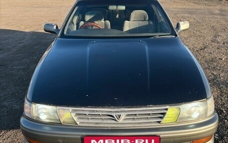Toyota Vista, 1992 год, 260 000 рублей, 2 фотография
