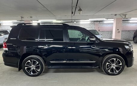 Toyota Land Cruiser 200, 2021 год, 10 150 000 рублей, 5 фотография