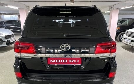 Toyota Land Cruiser 200, 2021 год, 10 150 000 рублей, 7 фотография