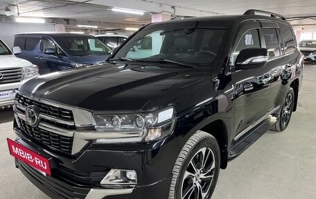 Toyota Land Cruiser 200, 2021 год, 10 150 000 рублей, 2 фотография