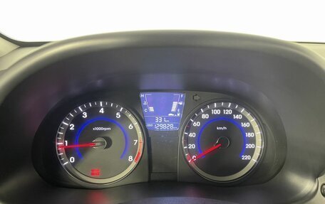 Hyundai Solaris II рестайлинг, 2013 год, 730 000 рублей, 11 фотография