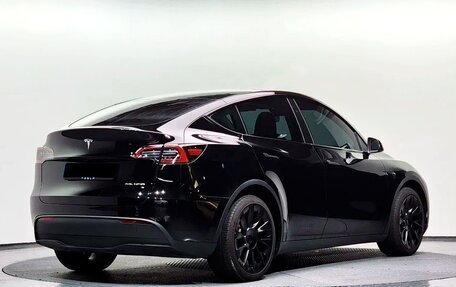 Tesla Model Y I, 2024 год, 4 270 000 рублей, 3 фотография